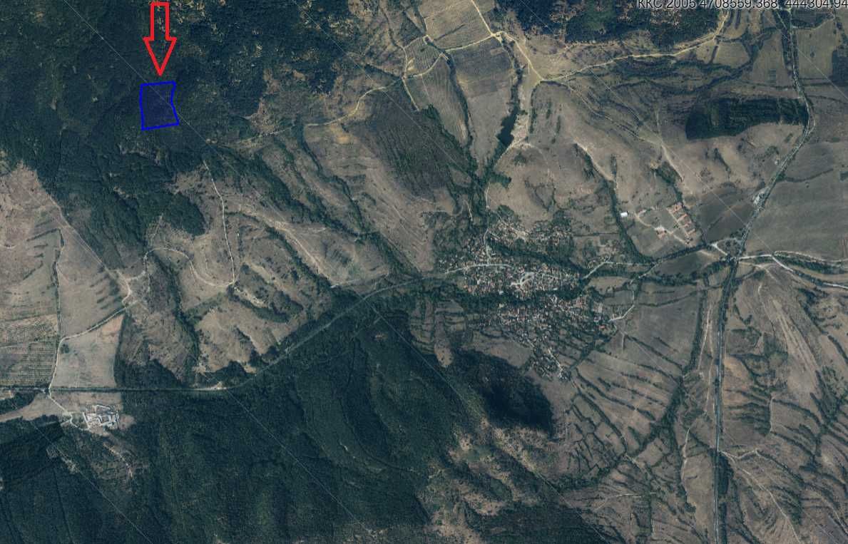 Земеделски имот в Хисаря -  кв.м за 0 €/дка - Снимка #1