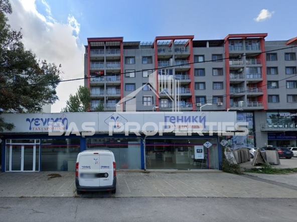 Дава се под наем Магазин в София, Люлин 10 - 240 кв.м за 1800 € - Снимка #1