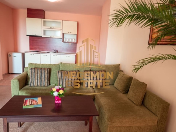 Едностаен апартамент в к.к. Златни пясъци - 69 кв.м за 992 €/кв.м - Снимка #1