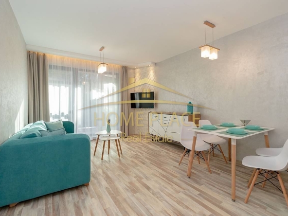 Дава се под наем Двустаен апартамент в Варна, Гръцка махала - 76 кв.м за 1020 € - Снимка #1