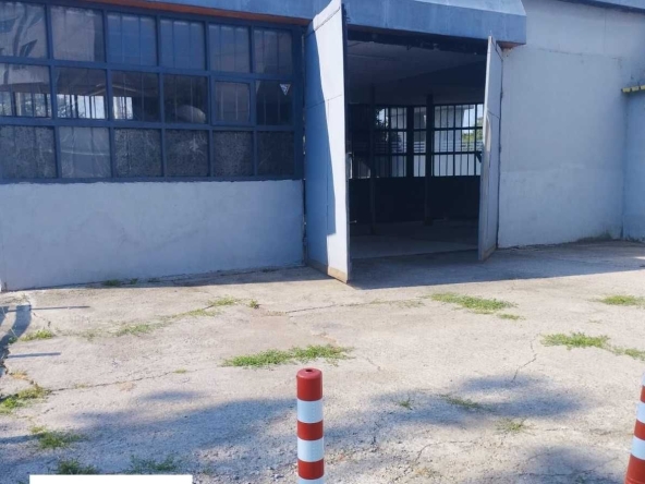 Дава се под наем Склад в София, Докторски паметник - 110 кв.м за 637.5 € - Снимка #1
