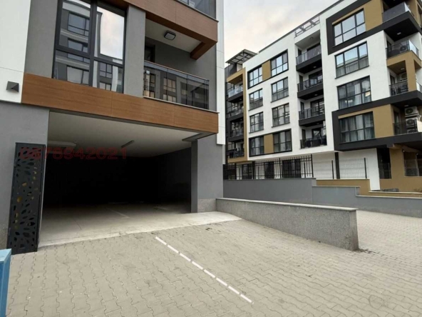 Дава се под наем Гараж / Паркомясто в София, Малинова долина - 30 кв.м за 154.53 € - Снимка #1