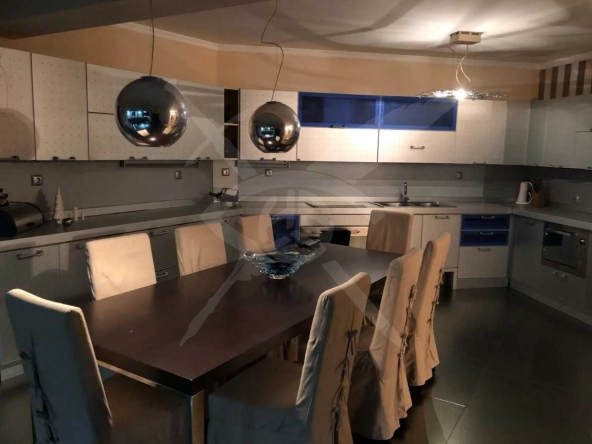 Многостаен апартамент в Пловдив, Кършияка - 224 кв.м за 763 €/кв.м - Снимка #1