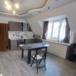 Дава се под наем Тристаен апартамент в Бургас, Зорница - 117 кв.м за 700 € - Снимка #1