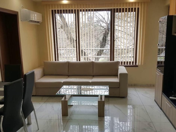 Дава се под наем Тристаен апартамент в Пловдив, Център - 56 кв.м за 510 € - Снимка #1