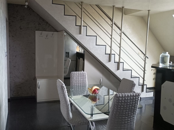 Многостаен апартамент в Ботевград - 140 кв.м за 1108 €/кв.м - Снимка #1