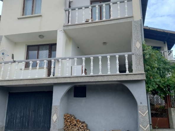 Къща в Сливница - 150 кв.м за 467 €/кв.м - Снимка #1