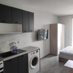 Дава се под наем Едностаен апартамент в Пловдив, Гагарин - 40 кв.м за 280.5 € - Снимка #1