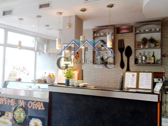 Заведение в Варна, Левски - 188 кв.м за 2194 €/кв.м - Снимка #1