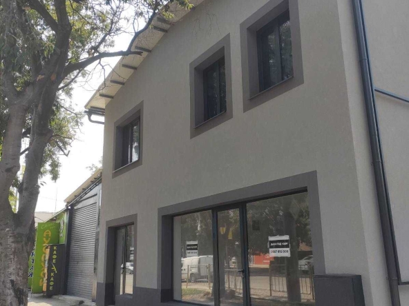 Дава се под наем Етаж от къща в Бургас, Акациите - 100 кв.м за 448.8 € - Снимка #1