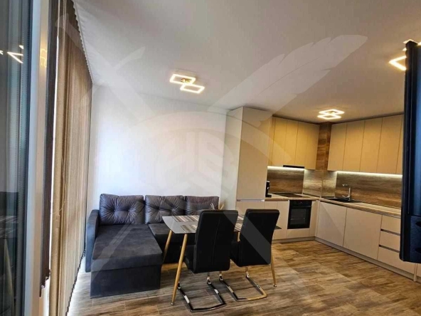 Дава се под наем Тристаен апартамент в Варна, Владислав Варненчик - 76 кв.м за 600 € - Снимка #1