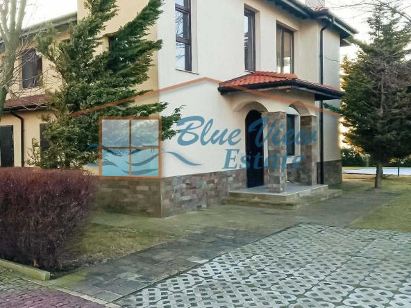 Къща в Балчик - 196 кв.м за 950 €/кв.м - Снимка #1