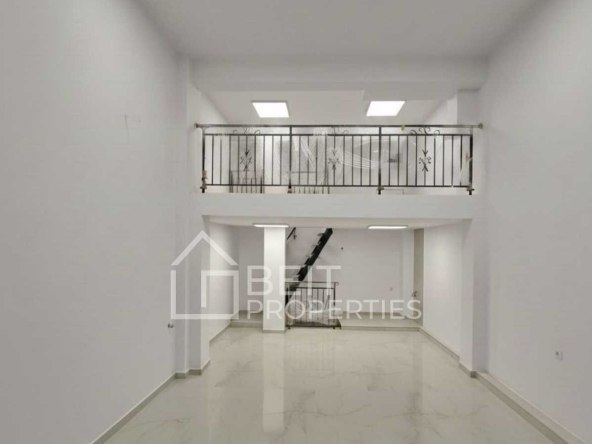Дава се под наем Магазин в София, Център - 66 кв.м за 947.58 € - Снимка #1