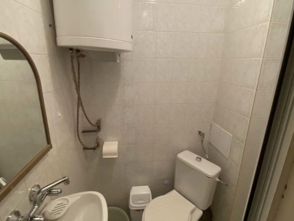 Дава се под наем Двустаен апартамент в Бургас, Център - 60 кв.м за 498.27 € - Снимка #1