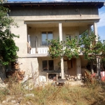 Къща в с. Изгрев, Област Благоевград - 900 кв.м за 178 €/кв.м - Снимка #1