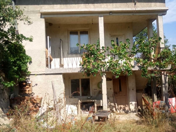 Къща в с. Изгрев, Област Благоевград - 900 кв.м за 178 €/кв.м - Снимка #1