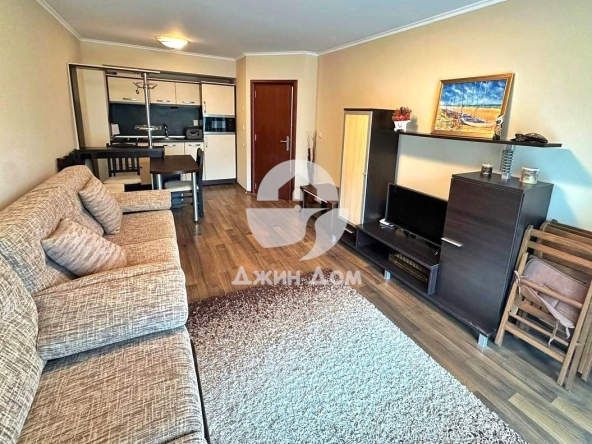 Двустаен апартамент в Поморие - 62 кв.м за 946 €/кв.м - Снимка #1