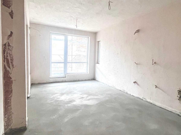 Четиристаен апартамент в Варна, Младост 1 - 121 кв.м за 1240 €/кв.м - Снимка #1