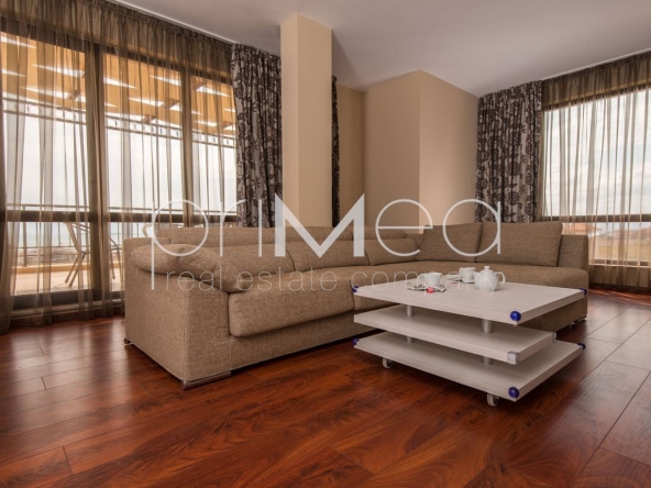 Тристаен апартамент в Свети Влас - 180 кв.м за 850 €/кв.м - Снимка #1