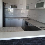 Дава се под наем Двустаен апартамент в Бургас, Лазур - 54 кв.м за 204 € - Снимка #1