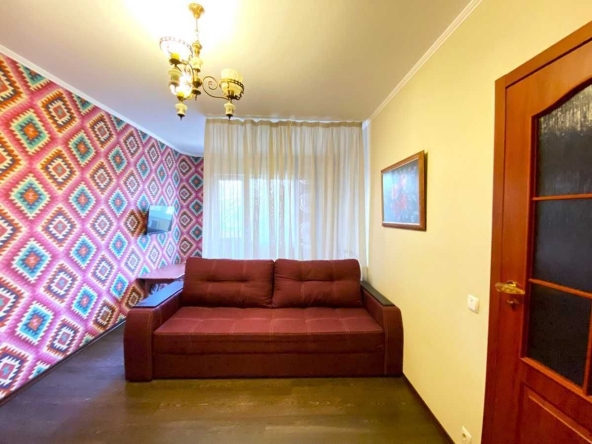 Дава се под наем Тристаен апартамент в София, Борово - 100 кв.м за 612 € - Снимка #1