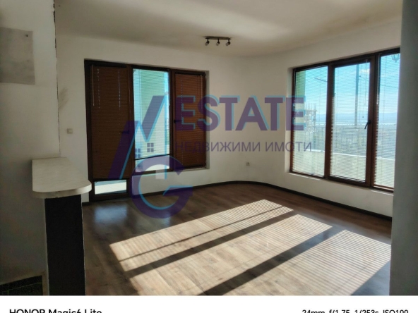 Двустаен апартамент в Бургас, Меден рудник - зона Б - 93 кв.м за 903 €/кв.м - Снимка #1