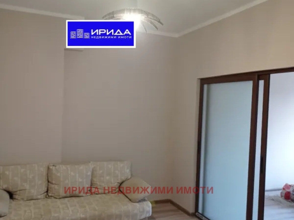 Тристаен апартамент в София, Медицинска академия - 70 кв.м за 3060 €/кв.м - Снимка #1