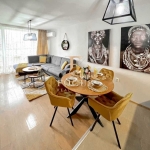 Тристаен апартамент в Пловдив, Кючук Париж - 95 кв.м за 2053 €/кв.м - Снимка #1