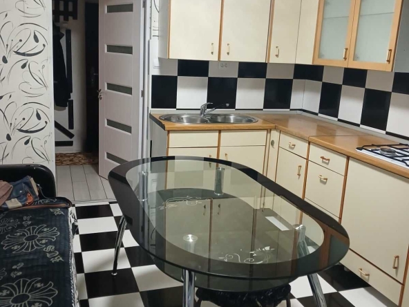 Дава се под наем Едностаен апартамент в София, Люлин 5 - 45 кв.м за 325 € - Снимка #1