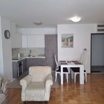 Дава се под наем Двустаен апартамент в Пловдив, Кършияка - 70 кв.м за 348.84 € - Снимка #1