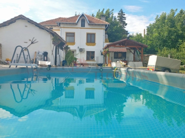 Къща в с. Горна Липница, Област Велико Търново - 120 кв.м за 510 €/кв.м - Снимка #1