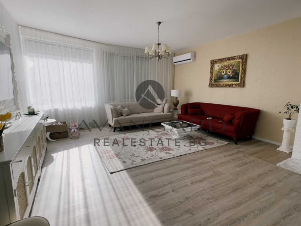 Къща в с. Брестник, Област Пловдив - 324 кв.м за 551 €/кв.м - Снимка #1