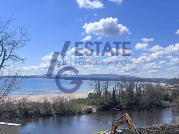 Двустаен апартамент в Приморско - 66 кв.м за 1043 €/кв.м - Снимка #1