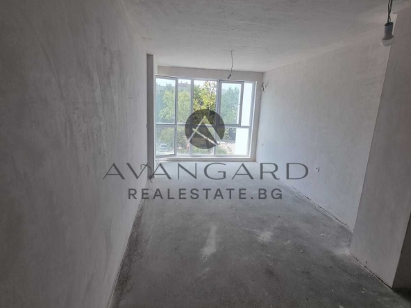 Двустаен апартамент в Пловдив, Център - 69 кв.м за 1627 €/кв.м - Снимка #1