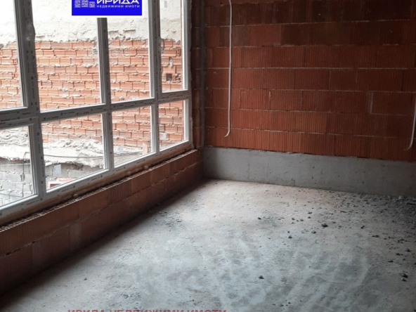 Тристаен апартамент в София, Хаджи Димитър - 119 кв.м за 1551 €/кв.м - Снимка #1