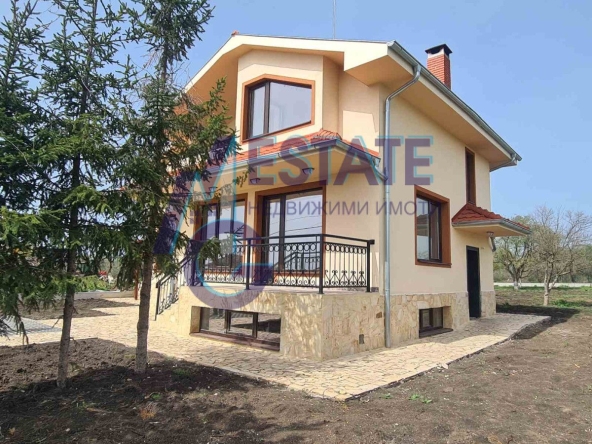 Къща в с. Полски извор, Област Бургас - 195 кв.м за 1100 €/кв.м - Снимка #1