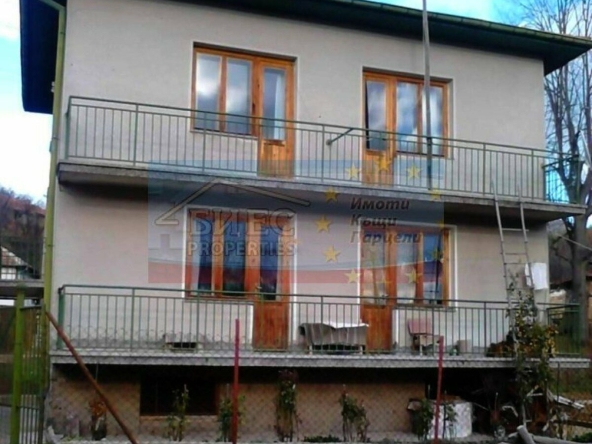 Къща в с. Глоговица, Област Перник - 144 кв.м за 440 €/кв.м - Снимка #1