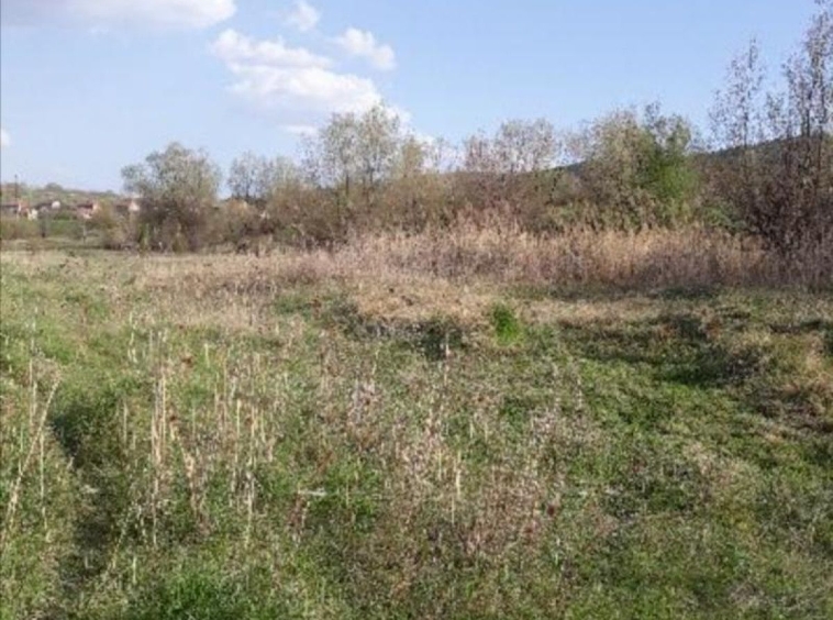 Парцел в Перник, Калкас - 11000 кв.м за 20 €/кв.м - Снимка #1