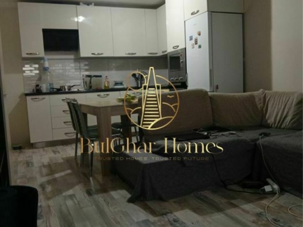 Дава се под наем Тристаен апартамент в Варна, Трошево - 64 кв.м за 648.21 € - Снимка #1