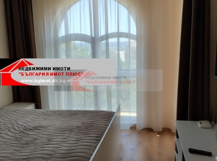 Дава се под наем Едностаен апартамент в София, Оборище - 25 кв.м за 204 € - Снимка #1