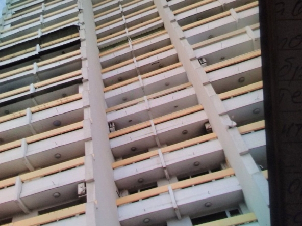 Тристаен апартамент в София, НПЗ Изток - 95 кв.м за 1822 €/кв.м - Снимка #1