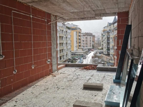 Тристаен апартамент в София, Гоце Делчев - 109 кв.м за 2558 €/кв.м - Снимка #1