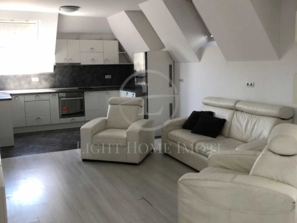 Мезонет в Пловдив, Кършияка - 110 кв.м за 1632 €/кв.м - Снимка #1