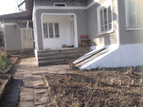 Къща в с. Росица, Област Добрич - 80 кв.м за 118 €/кв.м - Снимка #1