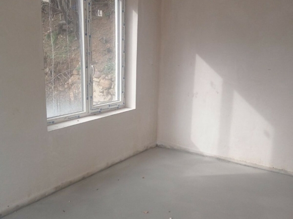 Двустаен апартамент в София, Княжево - 78 кв.м за 2019 €/кв.м - Снимка #1