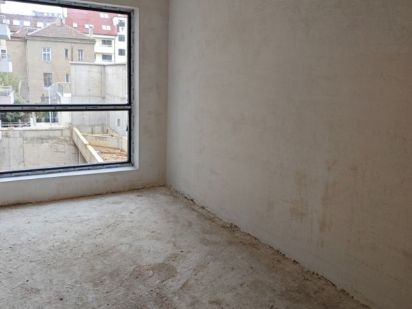 Многостаен апартамент в София, Център - 156 кв.м за 2375 €/кв.м - Снимка #1