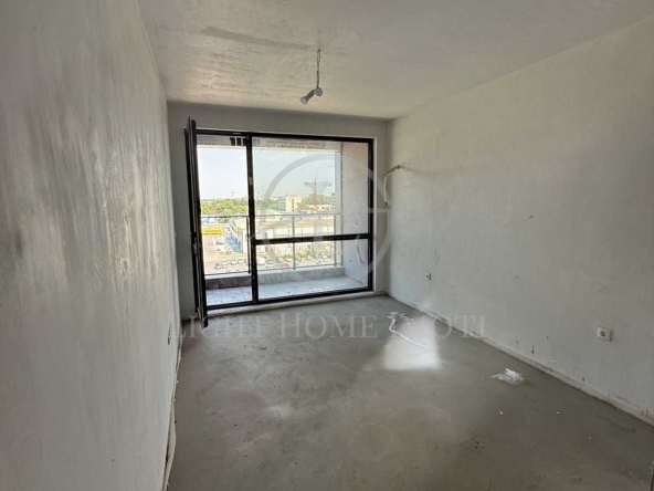 Двустаен апартамент в Пловдив, Тракия - 72 кв.м за 1289 €/кв.м - Снимка #1