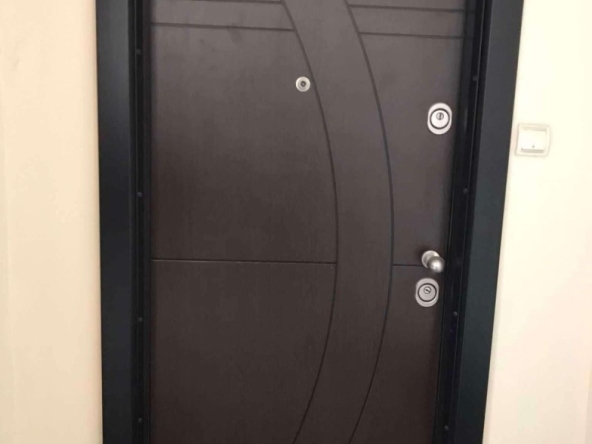 Тристаен апартамент в Перник, Мошино - 89 кв.м за 1089 €/кв.м - Снимка #1