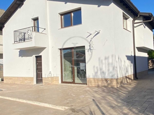 Къща в Пловдив, Център - 156 кв.м за 1571 €/кв.м - Снимка #1