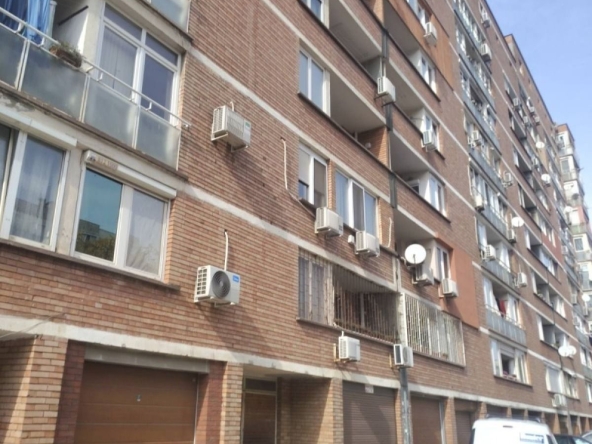 Тристаен апартамент в София, Младост 3 - 115 кв.м за 1609 €/кв.м - Снимка #1